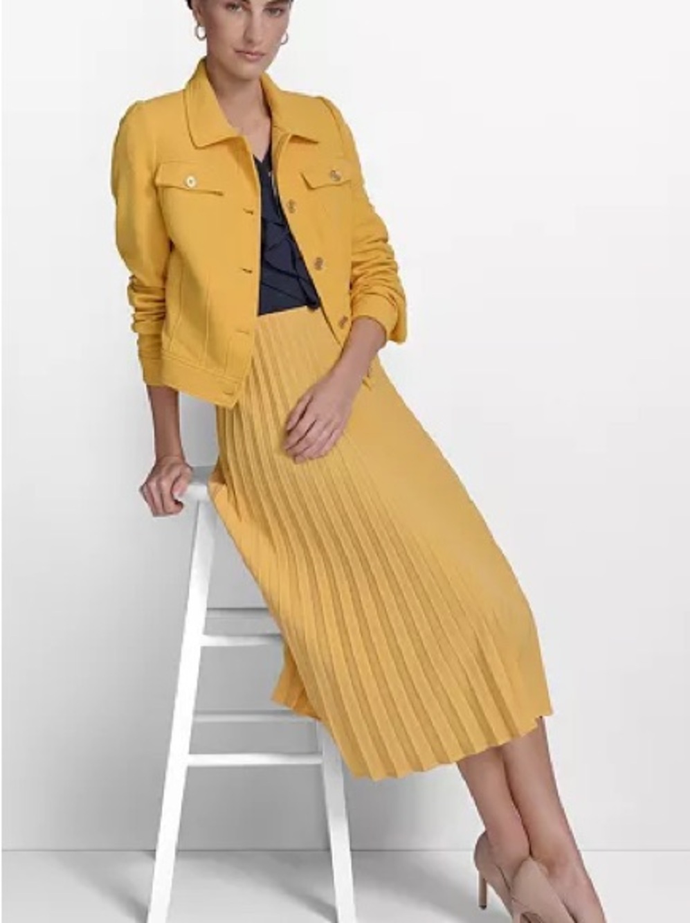 Tommy Hilfiger Women's Solid Bouclé Trucker Jacket in Gold/Yellow